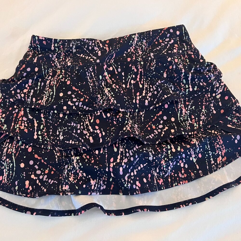 Fun & Flouncy Tennis Skort (M) Tie dye/color splashes